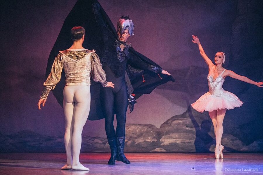 Prague: The Best of Swan Lake Ballet Tickets - What the production does well