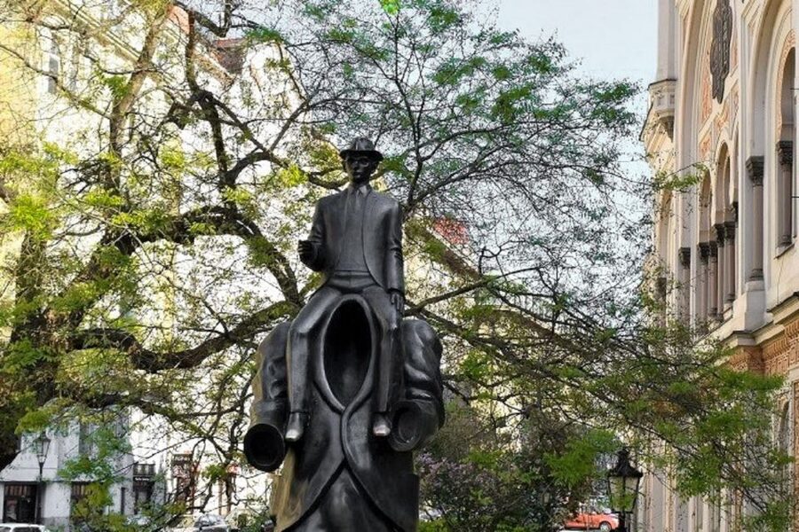 Prague Through the Eyes of Franz Kafka 2.5-Hour Tour - Cafés, coffee, and Kafka’s working world