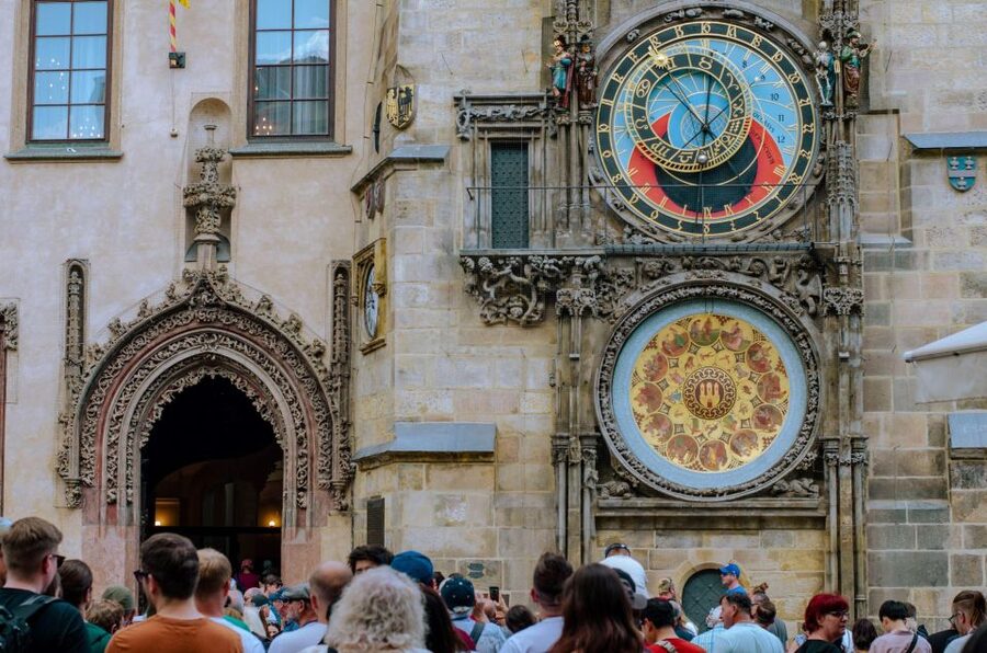 Prague: Top Sights and Historic Center Introduction Tour - Cubist design at the House of the Black Madonna