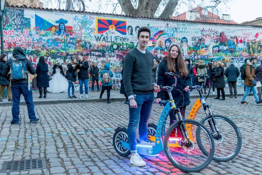 Prague: Tour by Electric Scooter or Cruiser eBike - Key points at a glance