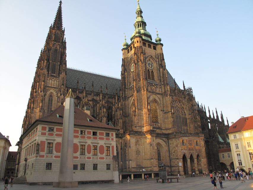 Prague: Vintage Car Ride and Walking Tour - Practical Tips for a Better Three Hours