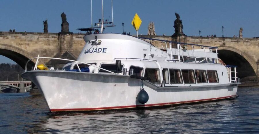 Prague: Vltava River Private Boat Party with Drinks - What This Prague Boat Party Actually Is