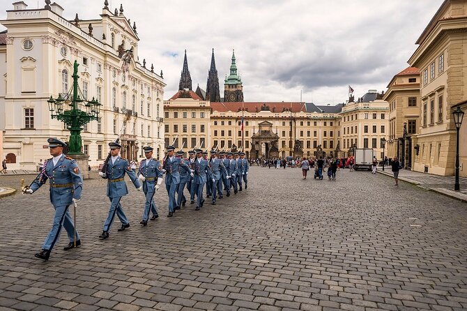 Prague Walking Tour of Old Town, Charles Bridge and Prague Castle - How the guides shape the experience