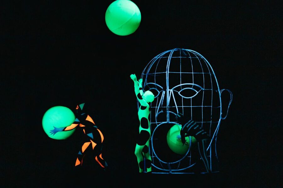 Prague: WOW Show Black Light Theater - Dance, acrobatics, and the art of disappearing