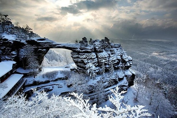 Pravcicka Gate & Bastei Bridge Winter National Park Tour from Prague - Crossing into Germany through Bad Schandau