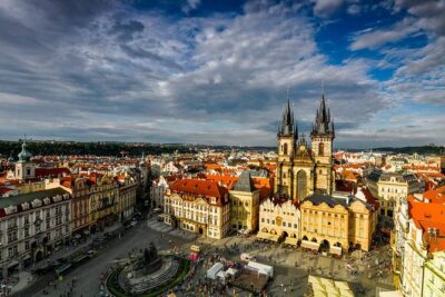 Private 4-hour City Tour of Prague with driver & official guide w/ Hotel pick up
