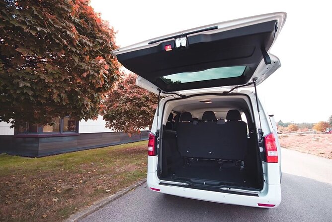 Private ARRIVAL Transfer by MINIVAN Mercedes Vito 8+1pax - Where the service may not fit