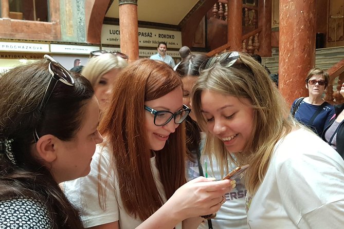 Private city discovery tour - A Historical Treasure Hunt - A practical team-building choice