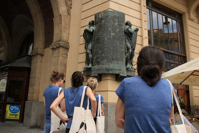 Private city discovery tour - A Historical Treasure Hunt - Price, timing, and what you receive