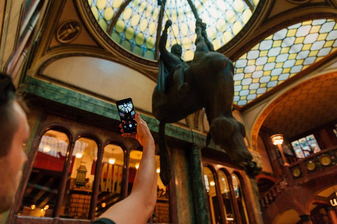 Private City Kickstart Tour: Prague - Old Town Hall, the Astronomical Clock, and Týn Church