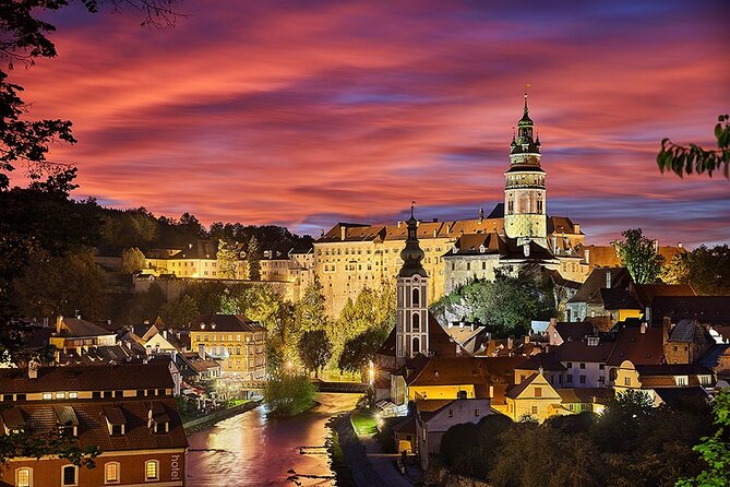 Private Day Trip from Prague to Cesky Krumlov - Why pair Holašovice with Český Krumlov?