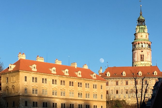 Private evening tour Cesky Krumlov Old Town and Castle area - The Castle Garden and its quiet details