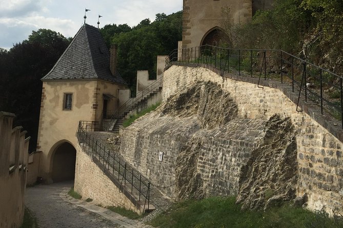 Private Karlstejn castle trip from Prague with Lunch & Admission - The uphill walk to Karlstejn Castle