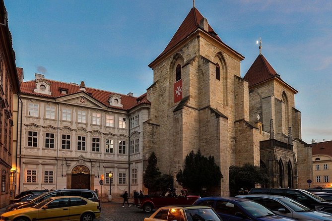 Private Lesser Town tour - Historical Treasure Hunt - Josefov: stories, secrets, and an invisible inscription