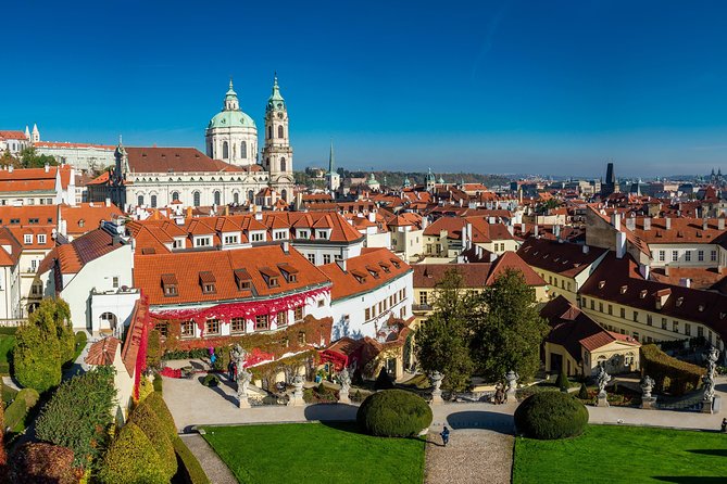 Private Lesser Town tour - Historical Treasure Hunt - Why the remote guide can work well