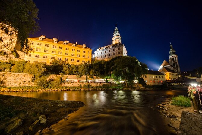 Private one way transfer from Cesky Krumlov to Vienna - What You Get Inside the Van