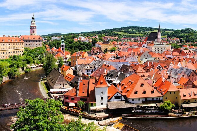 Private one way transfer from Cesky Krumlov to Vienna - The Human Side of the Service