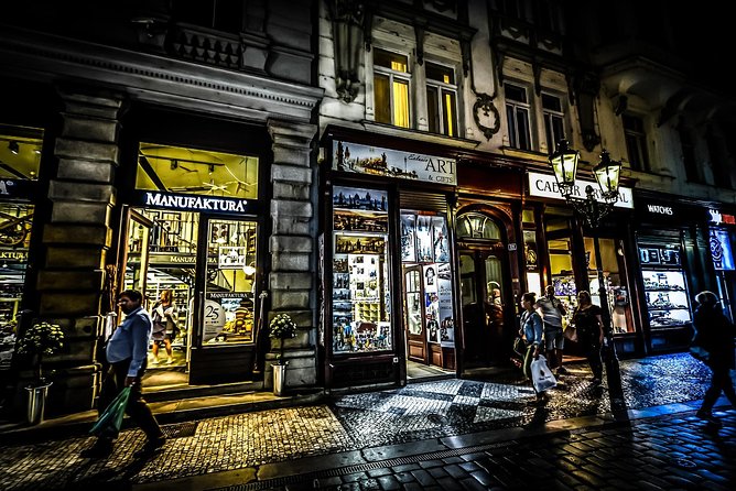 Private & Personalized Prague Night Tour with a Local Guide - What the private format is worth at $138.50