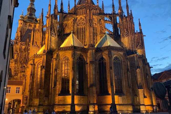 Private Photography Tour of Prague by Night - What the camera lesson is really like