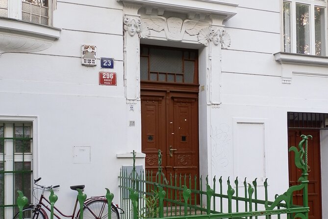 Private Prague Art Nouveau and Cubism Walking Tour - House of the Black Madonna and Prague’s first Cubist shock