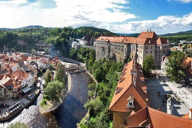 Private Tour: Cesky Krumlov Day Trip from Prague - Český Krumlov Castle and its tower