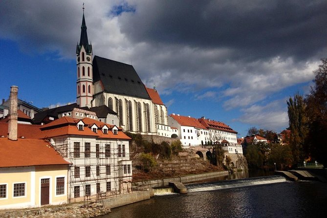 Private Tour: Cesky Krumlov Day Trip from Prague - Is $469.42 per person a fair price?