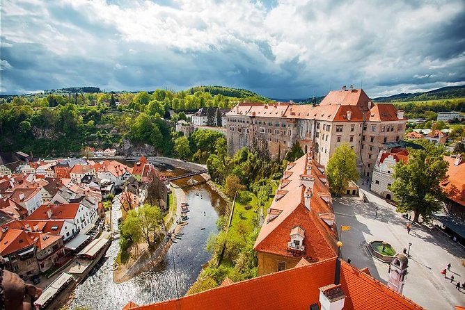 Private Tour to Cesky Krumlov from Prague - Why Cesky Krumlov works as a day trip from Prague