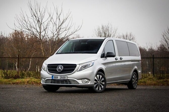 Private Transfer from Prague Airport to Prague City Hotels 1 - 7 pax - Why the $61.68 group price can be good value