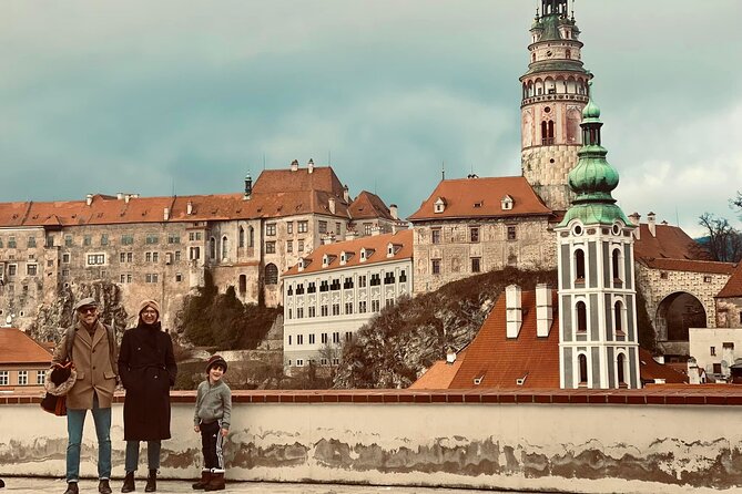 Private UNESCO Český Krumlov Trip from Prague with Local Guide - What makes the private guide valuable