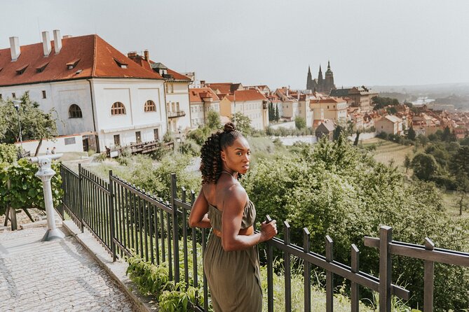 Private Vacation Photography Session with Local Photographer in Prague - Is $325 a fair price for up to six people?
