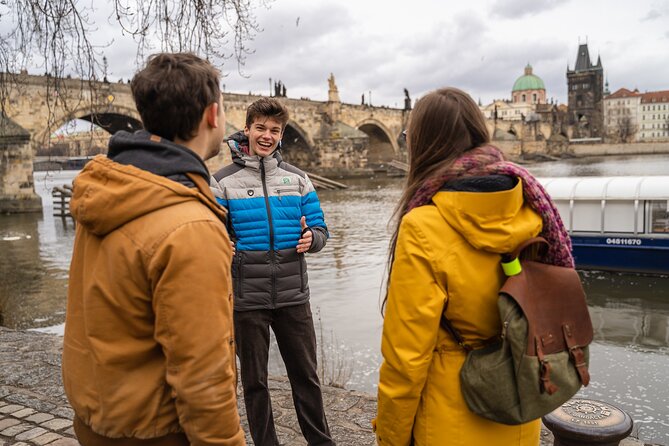 Private Walking tour: From Charles Bridge to Prague Castle - Why this route works well in Prague