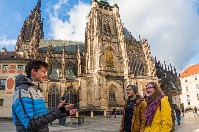 Private Walking tour: From Charles Bridge to Prague Castle - Charles Bridge, the natural starting point