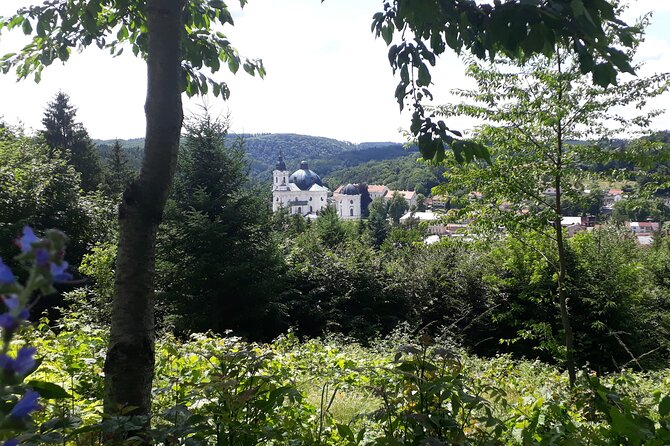 PUNKVA CAVES, ABYSS and PERNSTEJN CASTLE =only from Apr to Sep - Who will enjoy this experience most?