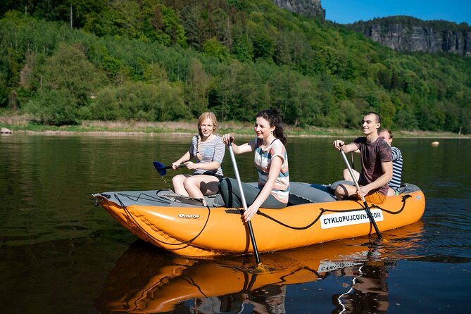 Rafting from Děčín to Bad Schandau and back on bikes - Who will enjoy this most