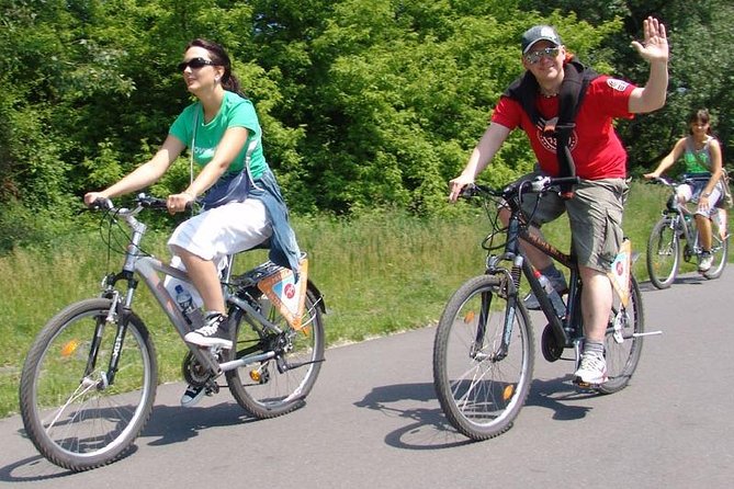 River & Park Bike Tour to Troja Chateau (Private small groups) - Letna Park brings the best city views