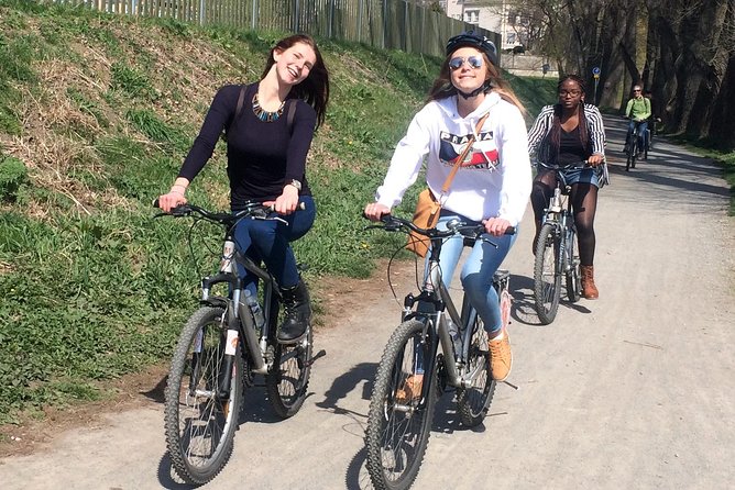 River & Park Bike Tour to Troja Chateau (Private small groups) - Who will enjoy this Prague bike tour most