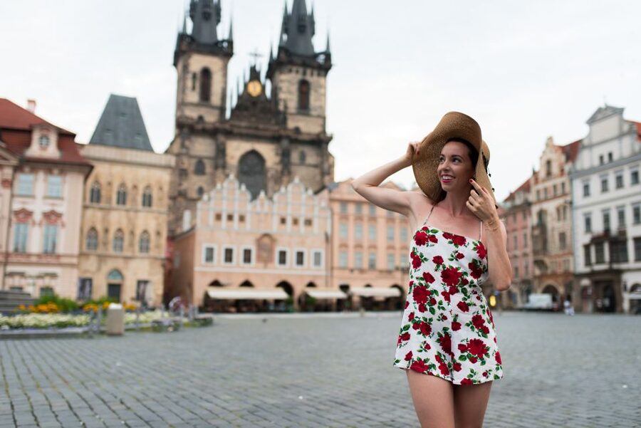 Romantic Photoshoot Experience for Couples in Prague - Edited photos within 48 hours