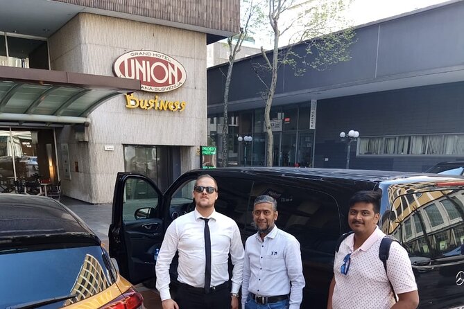 Scenic Private Transfer from Prague to Vienna or Vienna to Prague - Arrival in Vienna and the final handoff