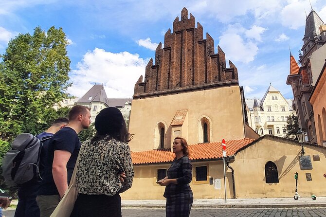 Stories of Jewish Prague Walking Tour - Meeting the quarter at the Old-New Synagogue