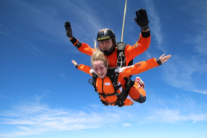 Tandem Skydiving in Prague - Tandem Jump with transfers! - Climbing above 4,000 meters over Czechia