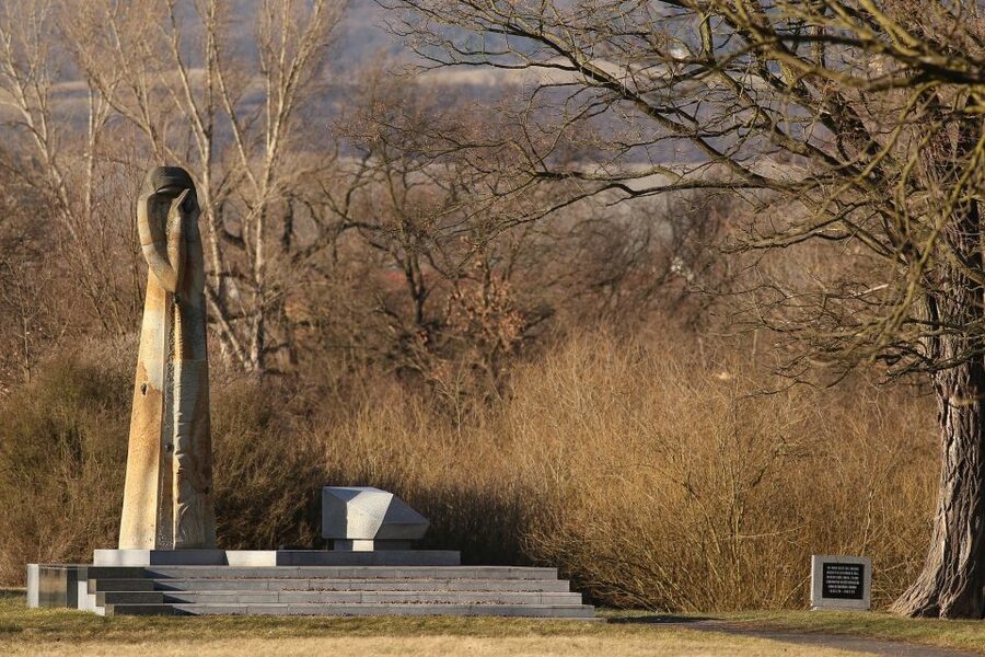 Terezin: Guided Tour of the Concentration Camp and Museum - Key points before you book