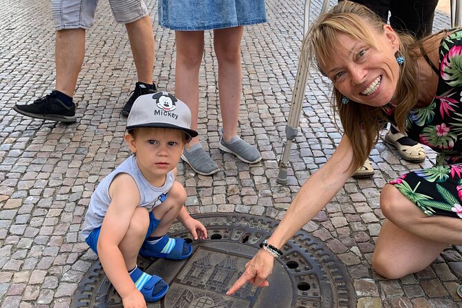 The Best of - private tour with PERSONAL PRAGUE GUIDE - Crossing Charles Bridge before the crowds