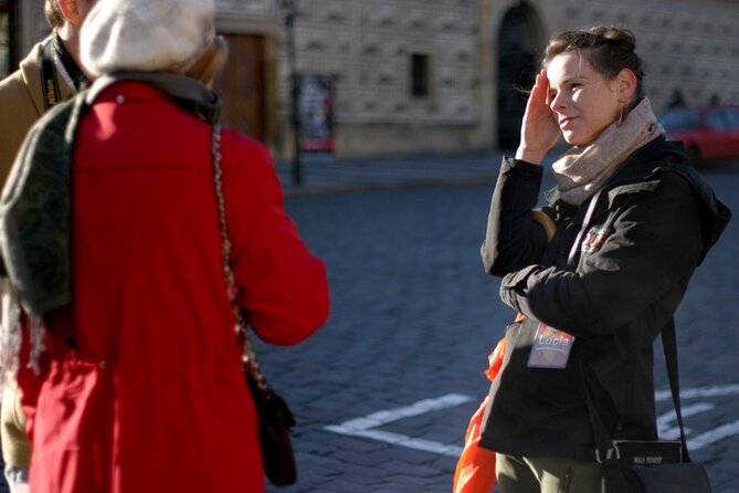 The Prague Tour All Inclusive with Pick up, Boat Trip and Lunch - Old Town and the famous Astronomical Clock