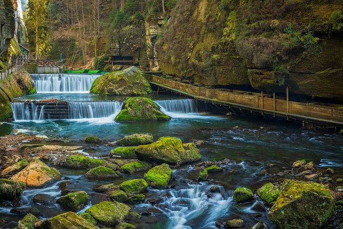 Top Full-Day Adventure: Bohemian & Saxon Switzerland from Prague - Lunch in Hřensko under the cliffs