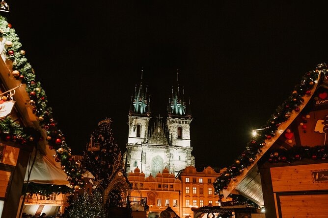 Tour 3 Magical Prague Markets with Locals, Christmas Goodies incl - Tylovo Namesti and the final warm drink