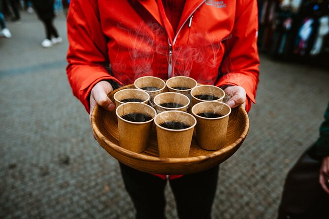 Tour 3 Magical Prague Markets with Locals, Christmas Goodies incl - The food: cookies, mead, and Czech holiday flavors