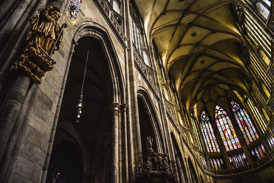Tour of Prague Castle in italian language ticket included - St. George’s Basilica offers a quieter contrast