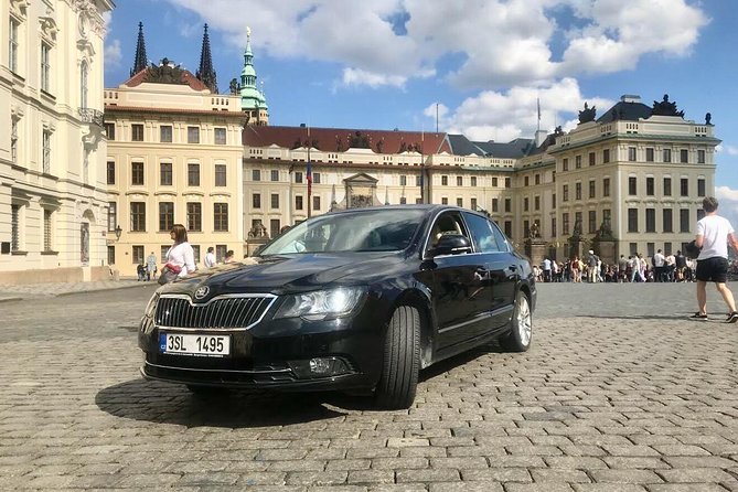 Transfer from Prague Hotel to Airport Prague - A simple hotel-to-airport ride in Prague