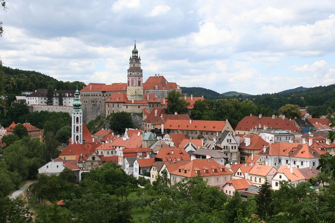 Trip to Cesky Krumlov from Prague - Walking Up to Český Krumlov Castle