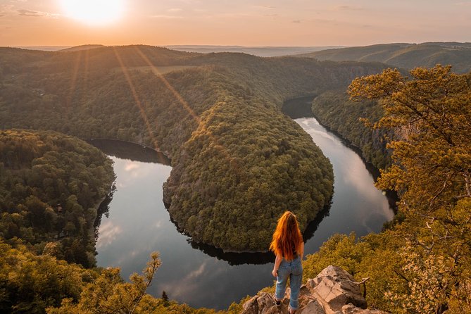 Trip to Viewpoint Maj Czech Horseshoe Bend - The one-hour ride into the Czech countryside